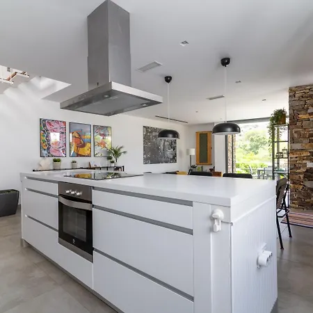Magnifica Casa Con Encanto En Agua Amarga *